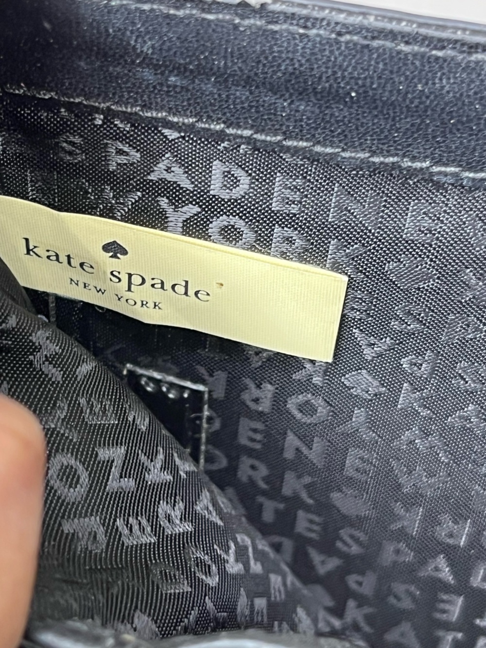 Kate Spade Grove Street Tellie Black Leather Wallet - Picture 14 of 15